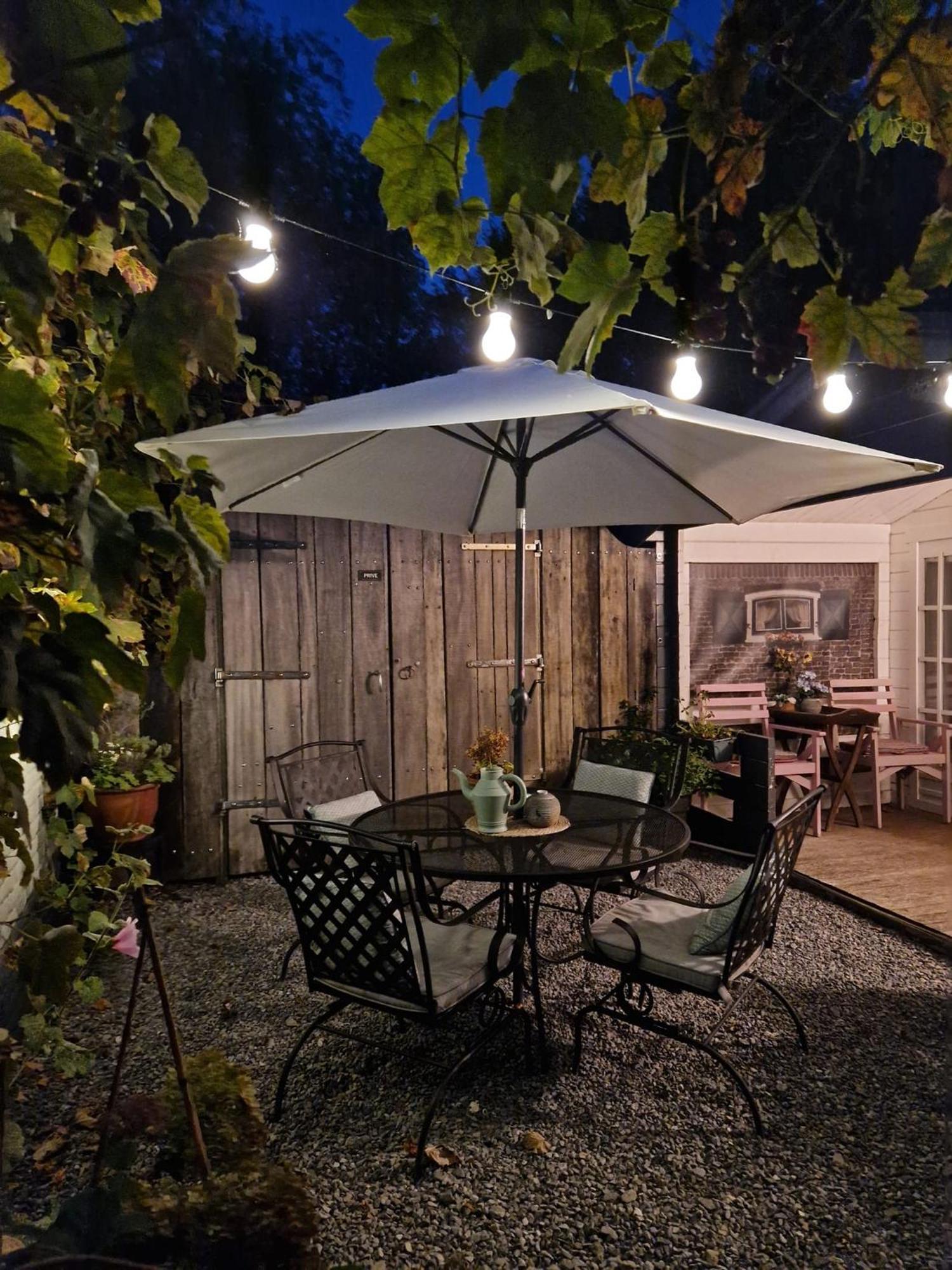 Bed & Bentwoud Bed & Breakfast Benthuizen Екстериор снимка